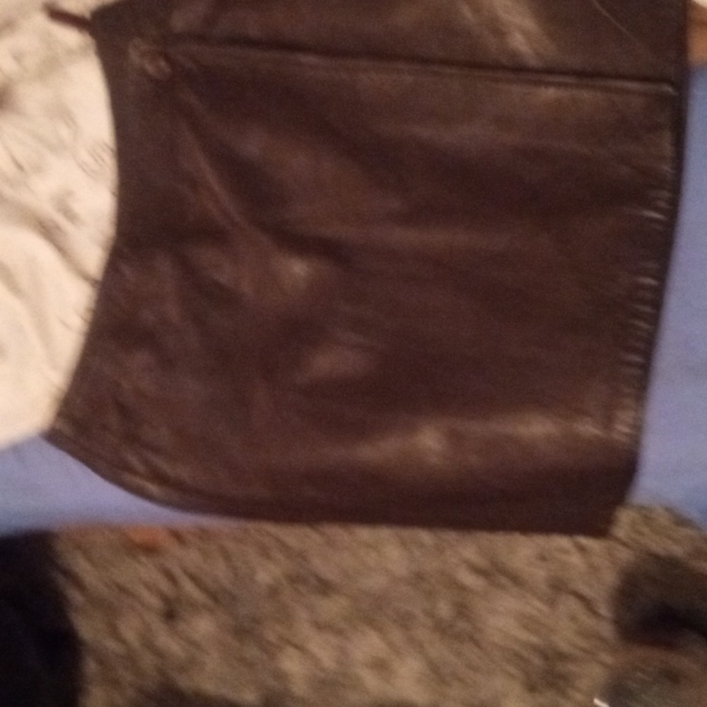 Leather skirt